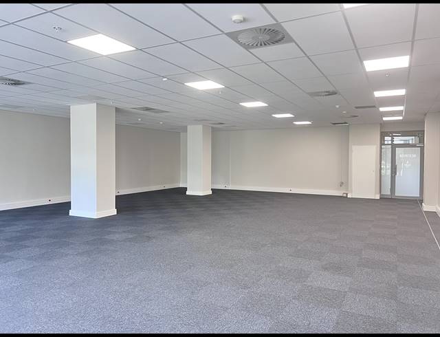 246M² OFFICE TO LET IN FORESHORE